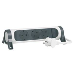 PRODUZNI KABL LEGRAND 1.5M SA 3 UTICNICE I PRENAPONSKA ZASTITA  USB A+C  69